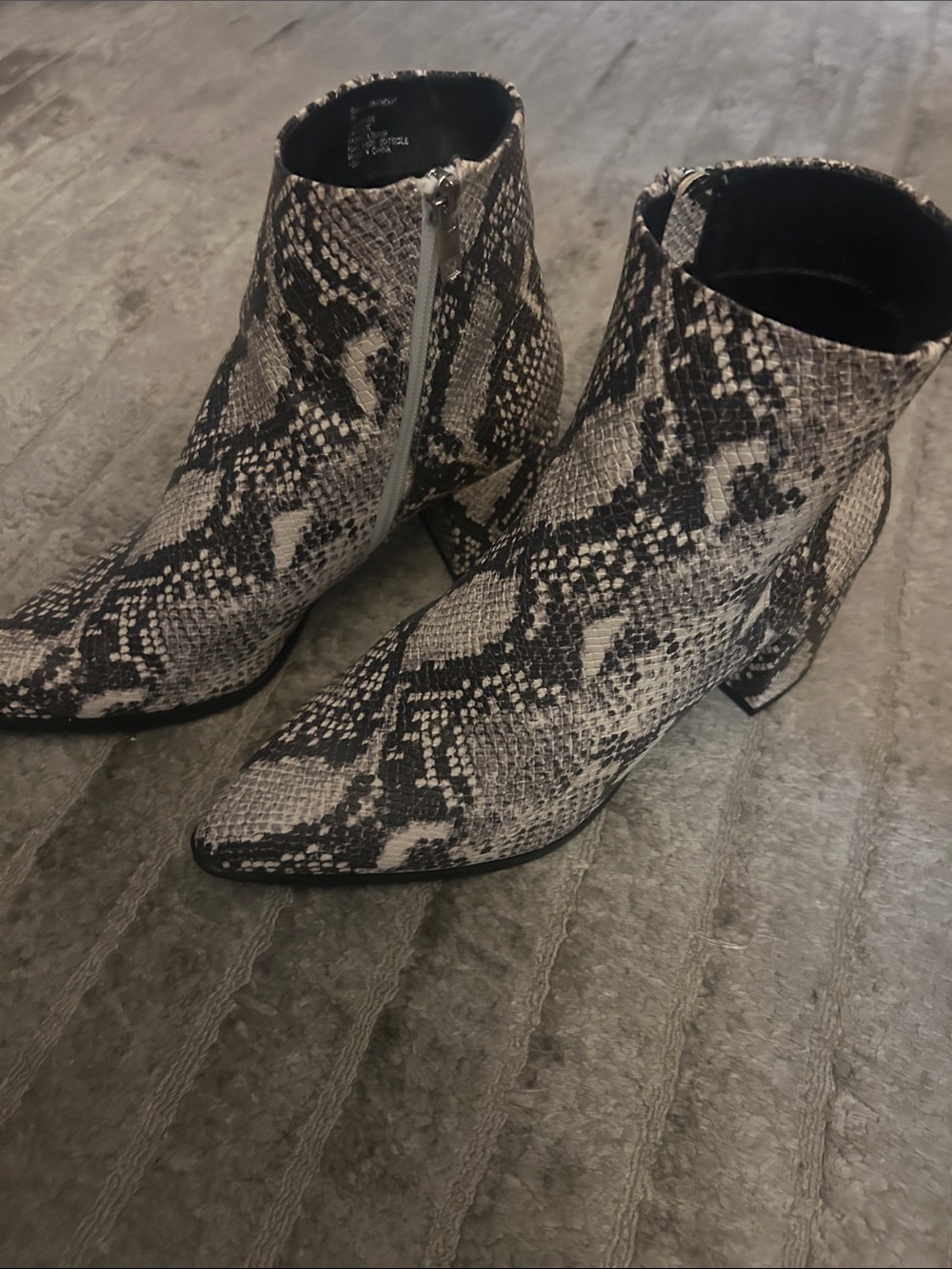 Madden Girl Black & Cream Snake-Print Pointed Ankle Booties